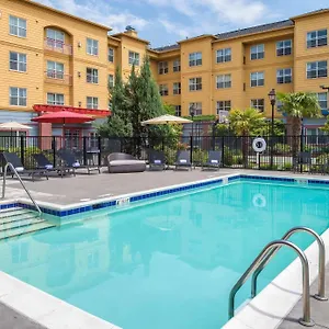 Hotel By Marriott North, Portland